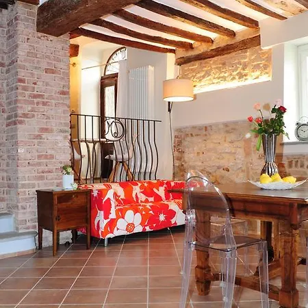 Bed & Breakfast Casa Roero - Di Charme Guarene