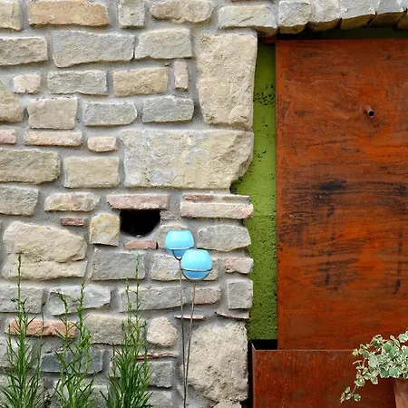 Casa Roero - Di Charme Bed & Breakfast