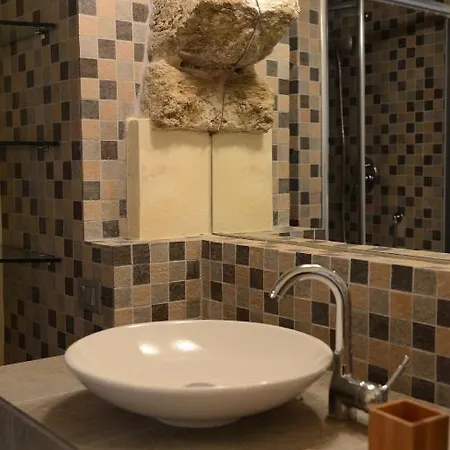 Casa Roero - Di Charme 3*